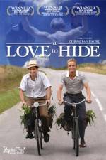 Watch A Love to Hide (Un amour  taire) Putlocker
