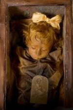 Watch National Geographic: The Girl in the Glass Casket Putlocker